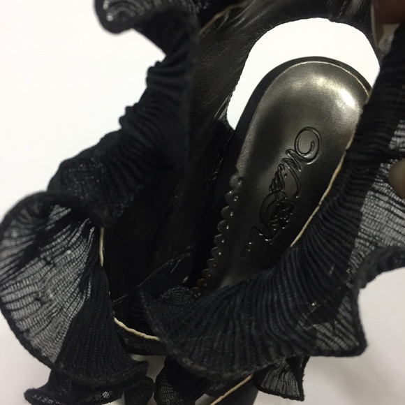 WILD ROSE Heels Stiletto Shoe 7 Black Ruffle Urban - Picture 5 of 8